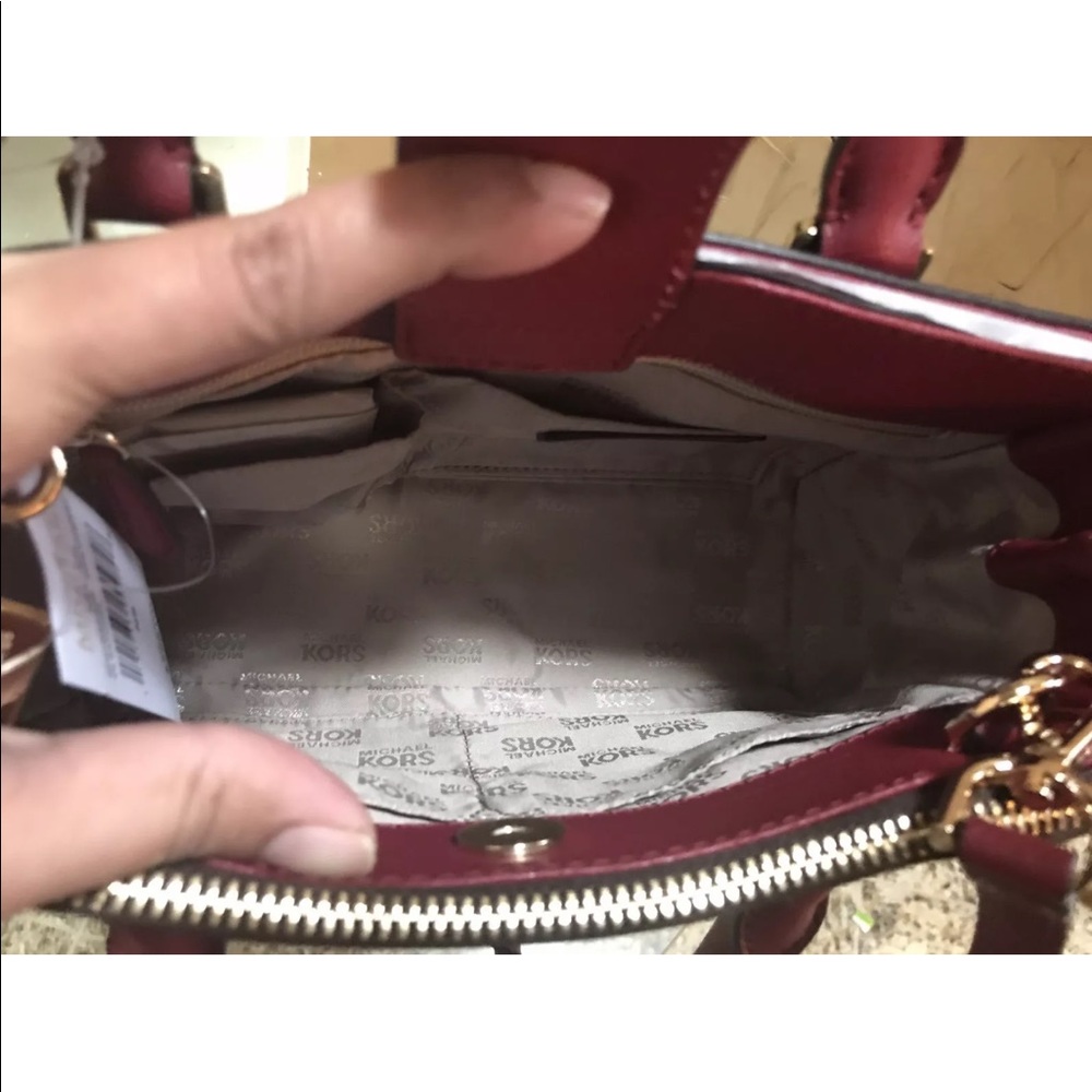 Authentic Michael kors kellen XS satchel &wallet - Picture 8 of 8